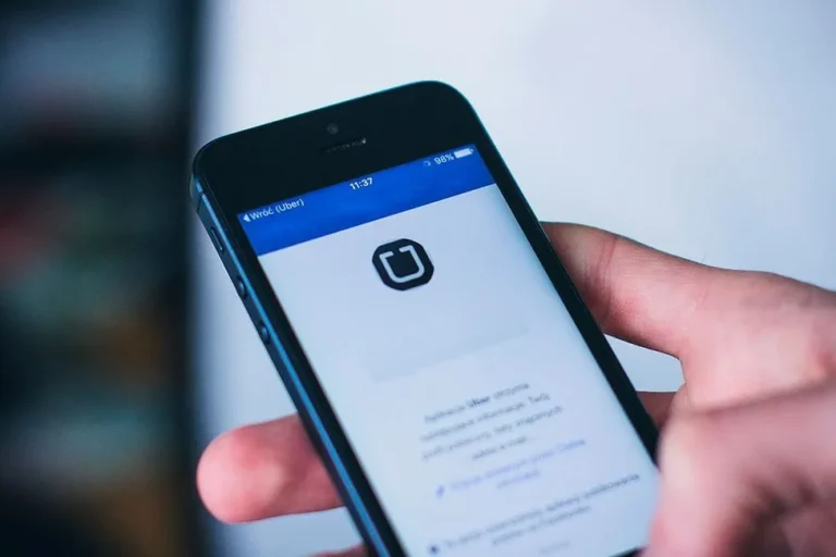 app-2941688_1920-1300×650-1920w