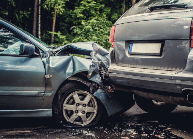 image-auto-accident-involving-two-cars Defensive driving mistake in California: rear-end collision caused by tailgating
